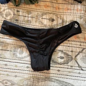 Volcom women’s bottoms